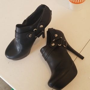 Platform bootie.
